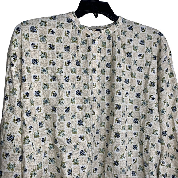 Universal Thread Womens Size XL Cream Floral Checkered Poet Blouse Half Button - Picture 10 of 11